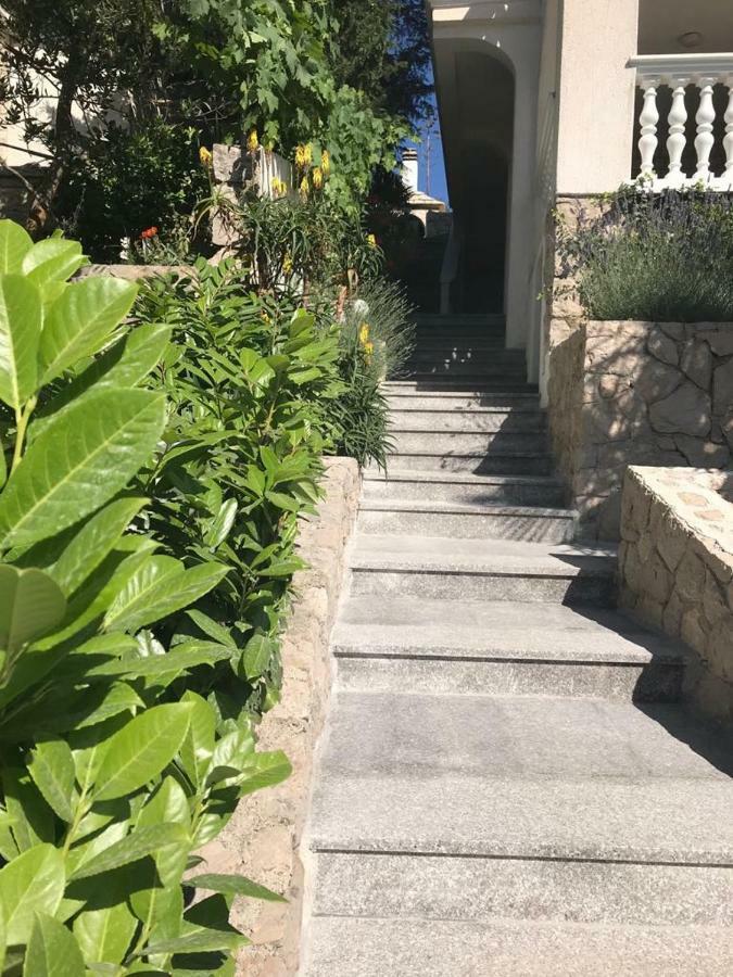 Apartments Fijan Drage Exterior photo